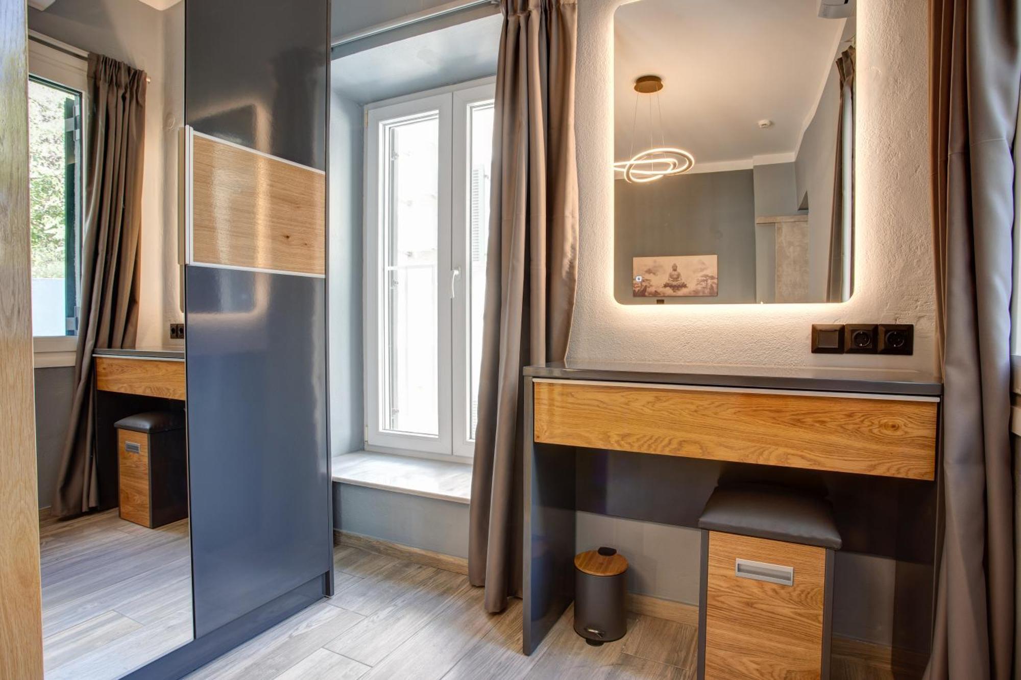 Agora Apartments Mytilene Ngoại thất bức ảnh
